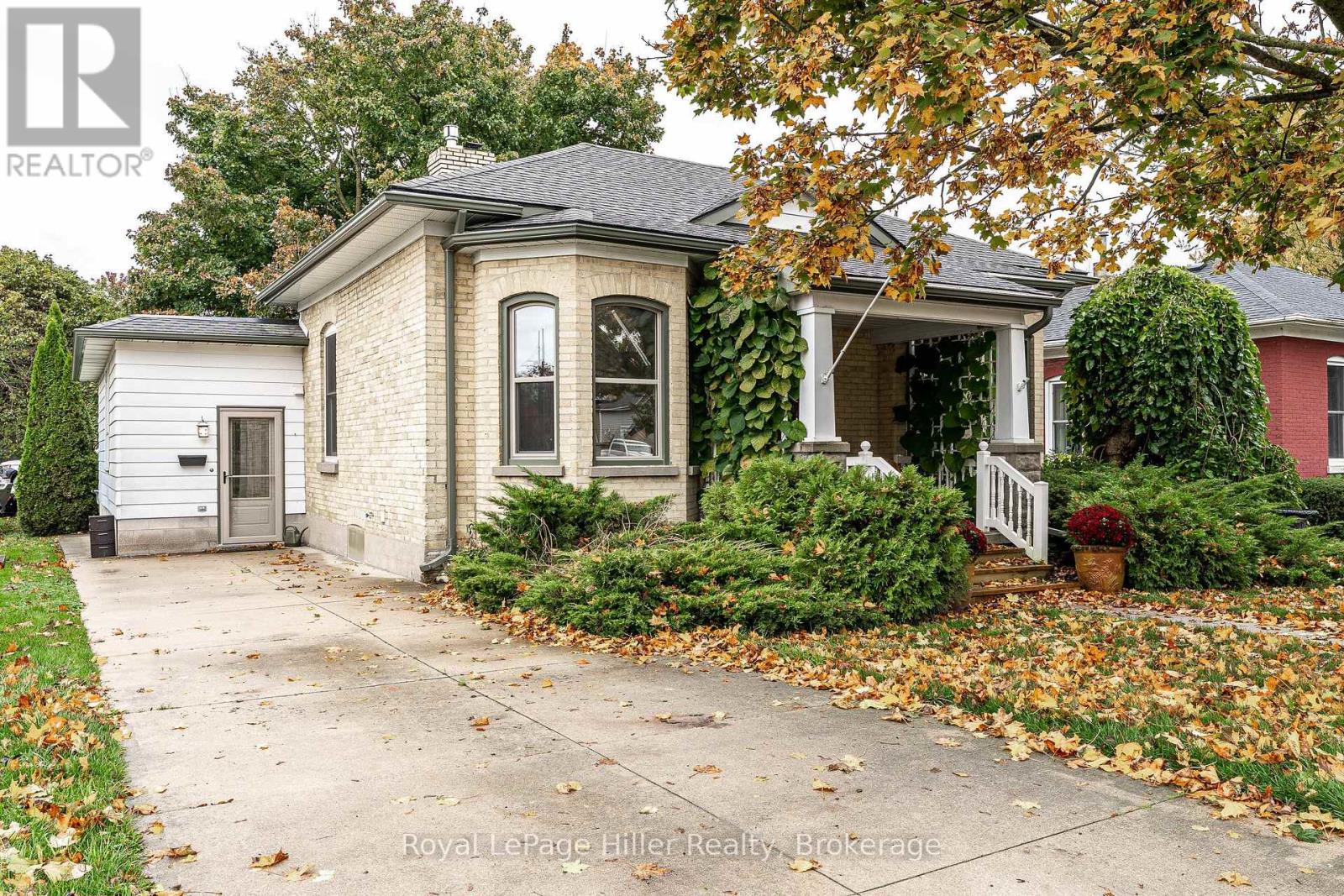224 Elizabeth Street Property Photo 3
