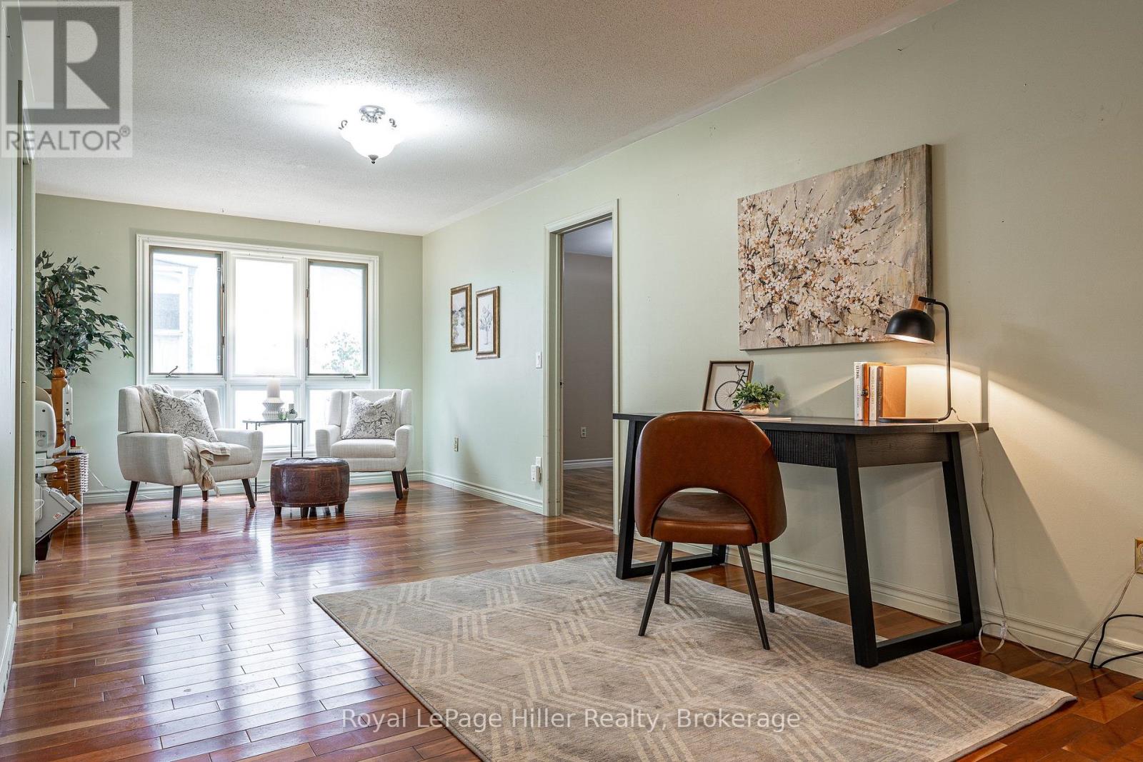 224 Elizabeth Street Property Photo 28