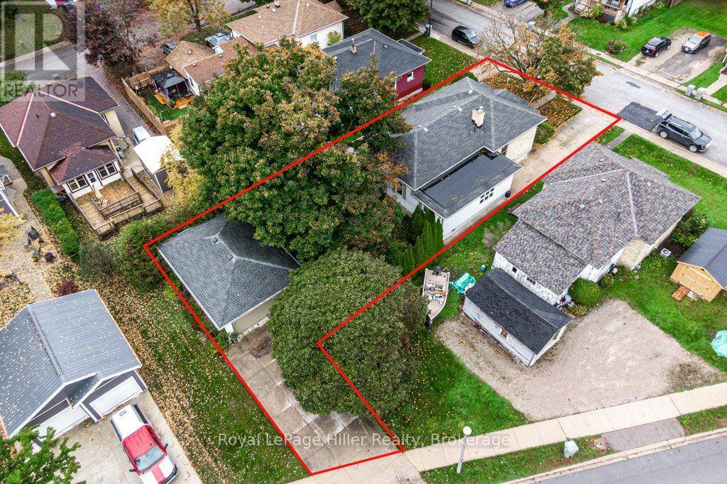 224 Elizabeth Street Property Photo 46