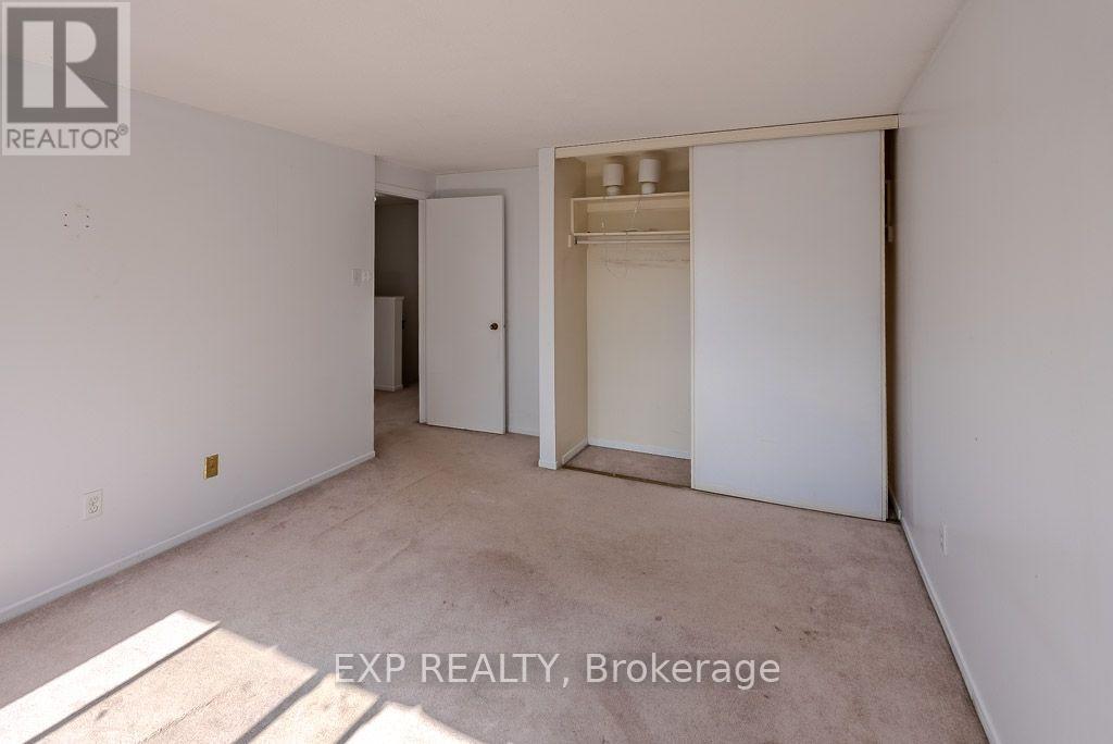 C - 37 Forester Crescent Property Photo 19