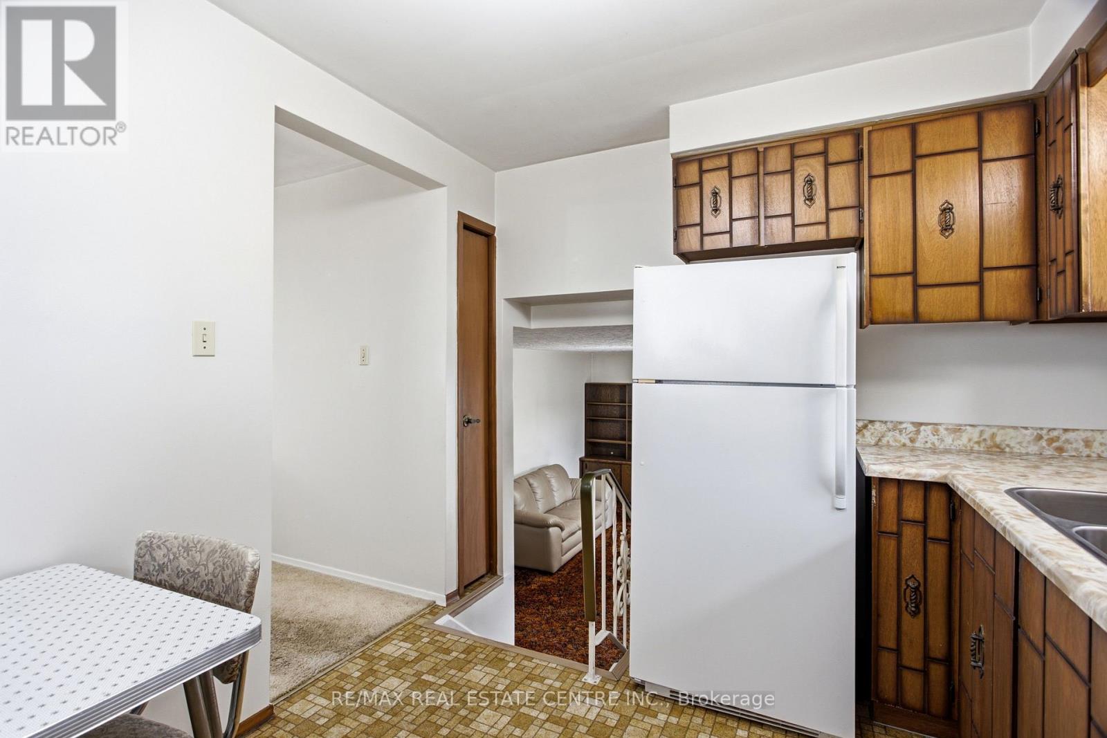 39 Sebas Court Property Photo 12