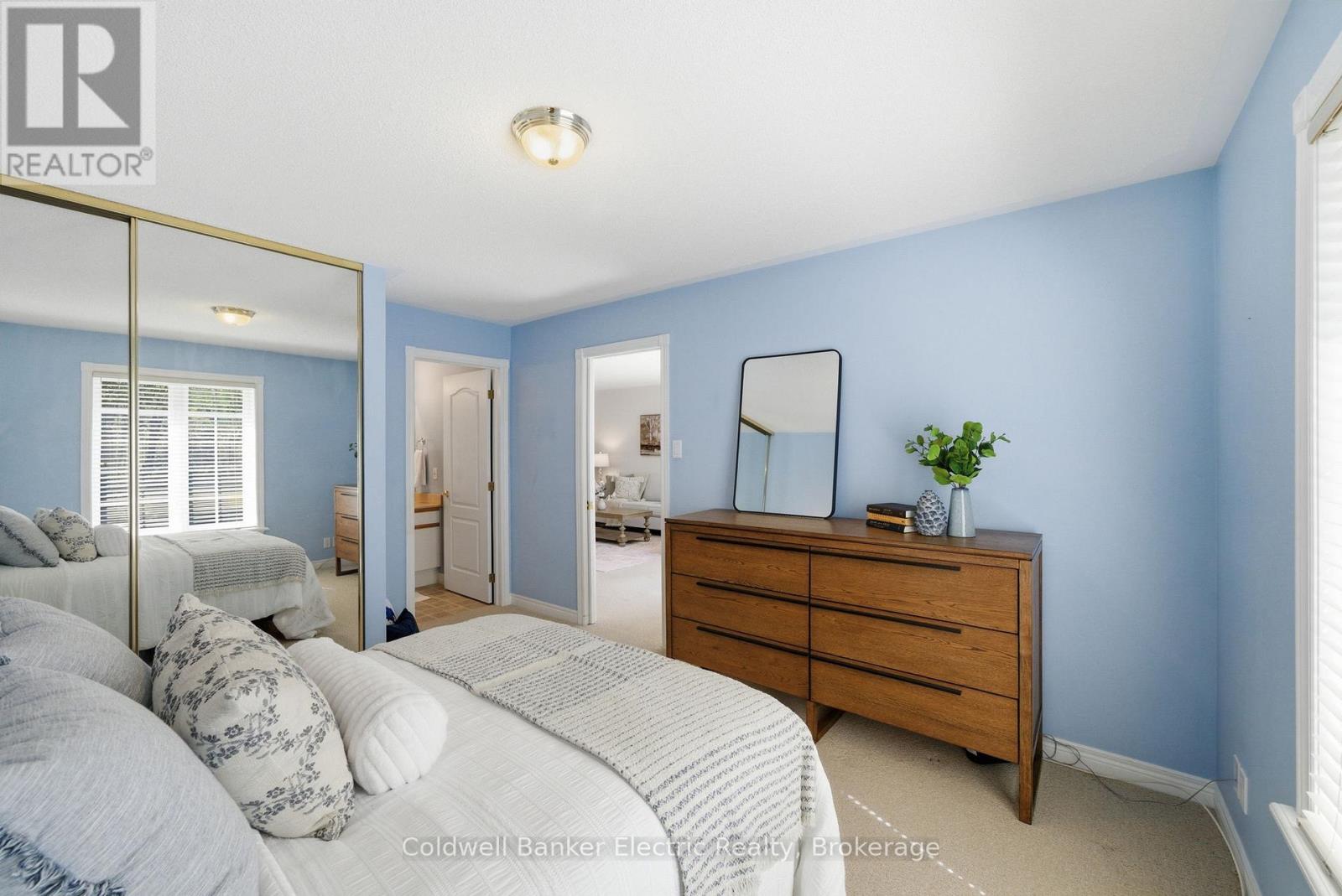 40 - 300 Franmor Drive Property Photo 12