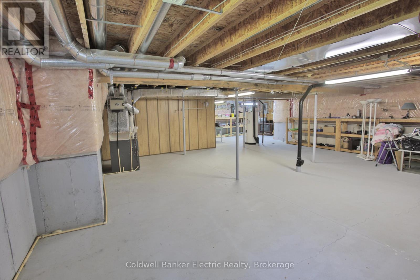 40 - 300 Franmor Drive Property Photo 24