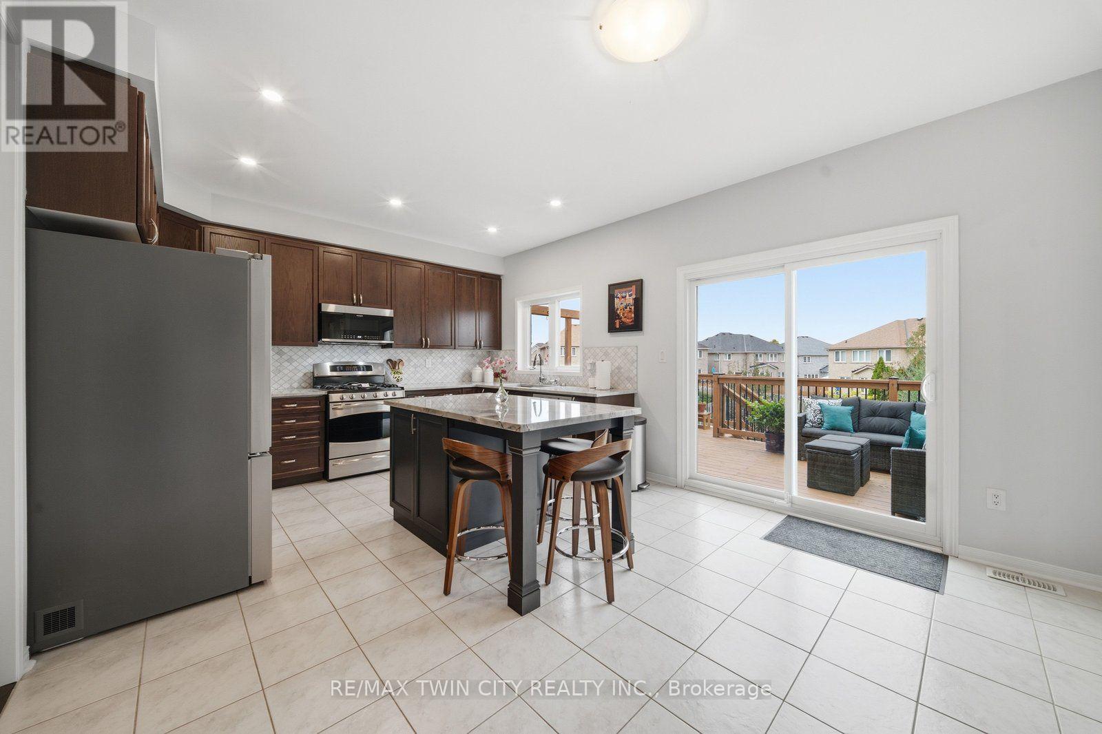 42 Stephenson Road Property Photo 7