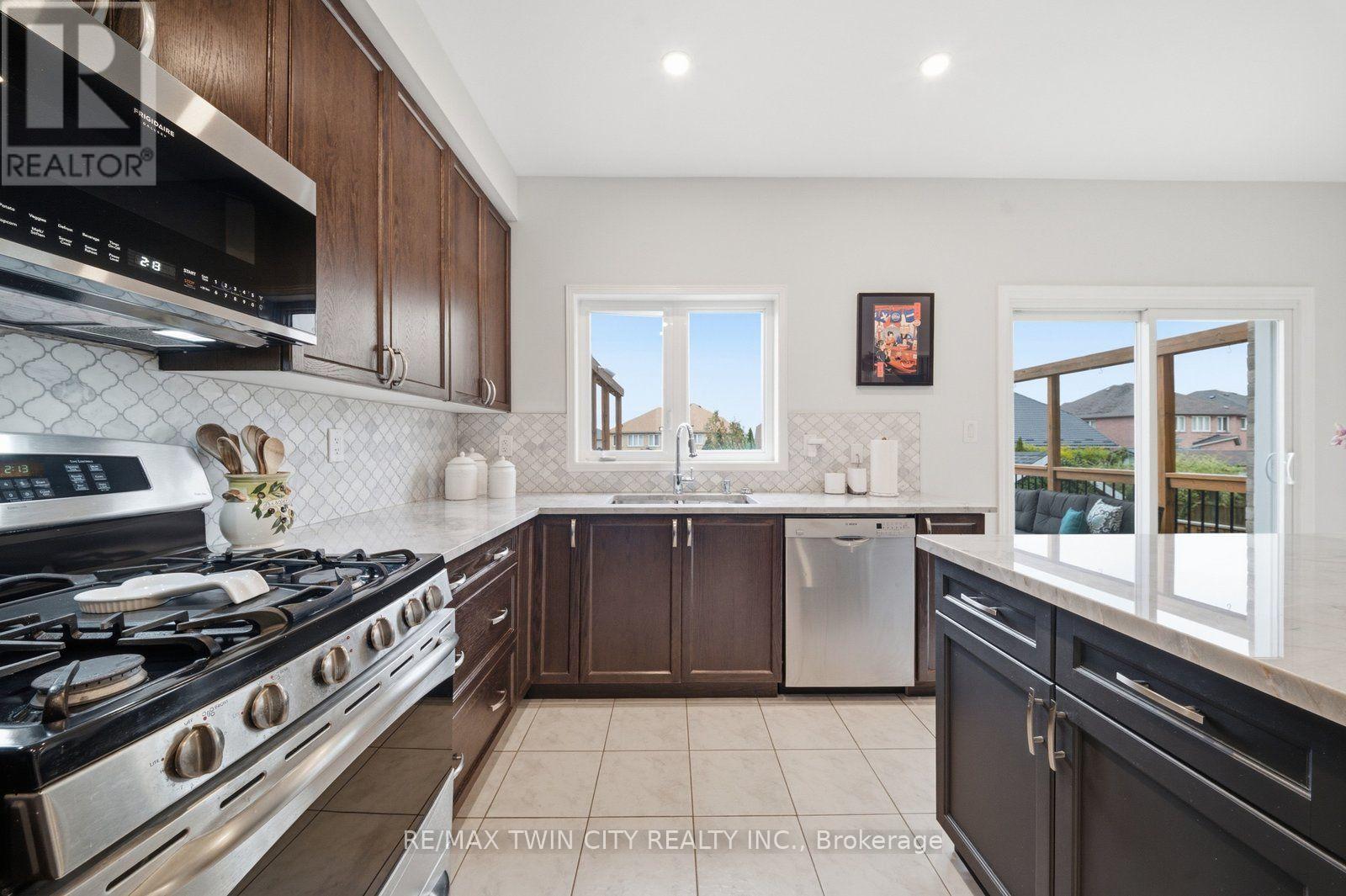 42 Stephenson Road Property Photo 9