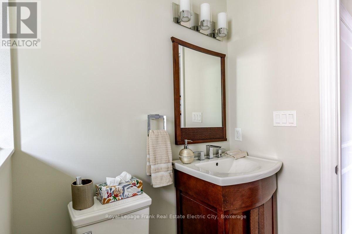 519 Grange Way Property Photo 23