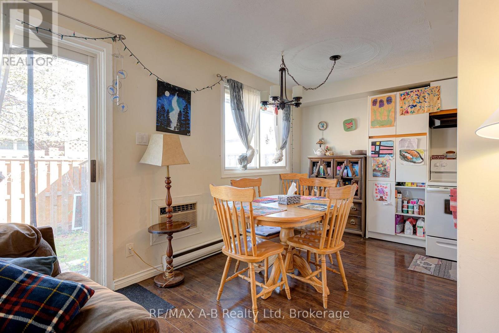 7 - 300 Traynor Avenue Property Photo 15