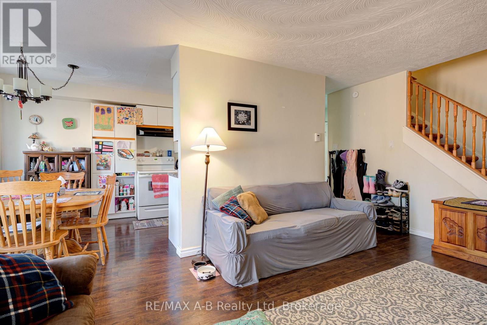 7 - 300 Traynor Avenue Property Photo 16