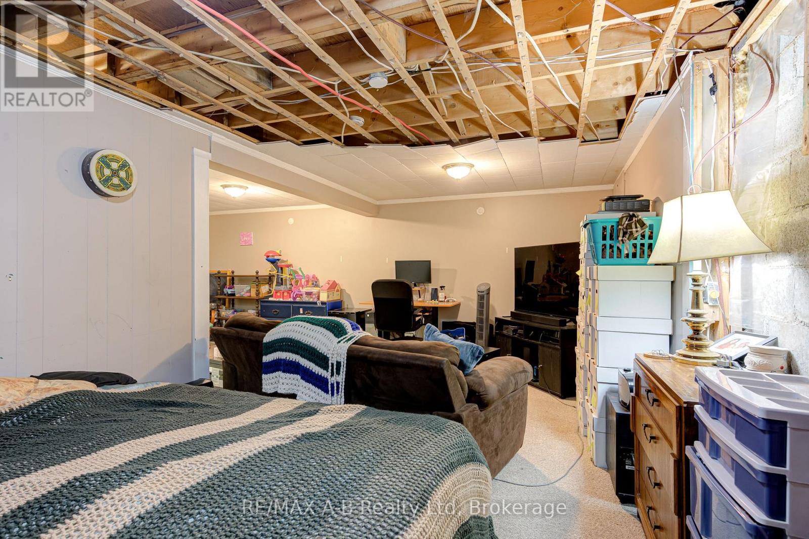 7 - 300 Traynor Avenue Property Photo 34