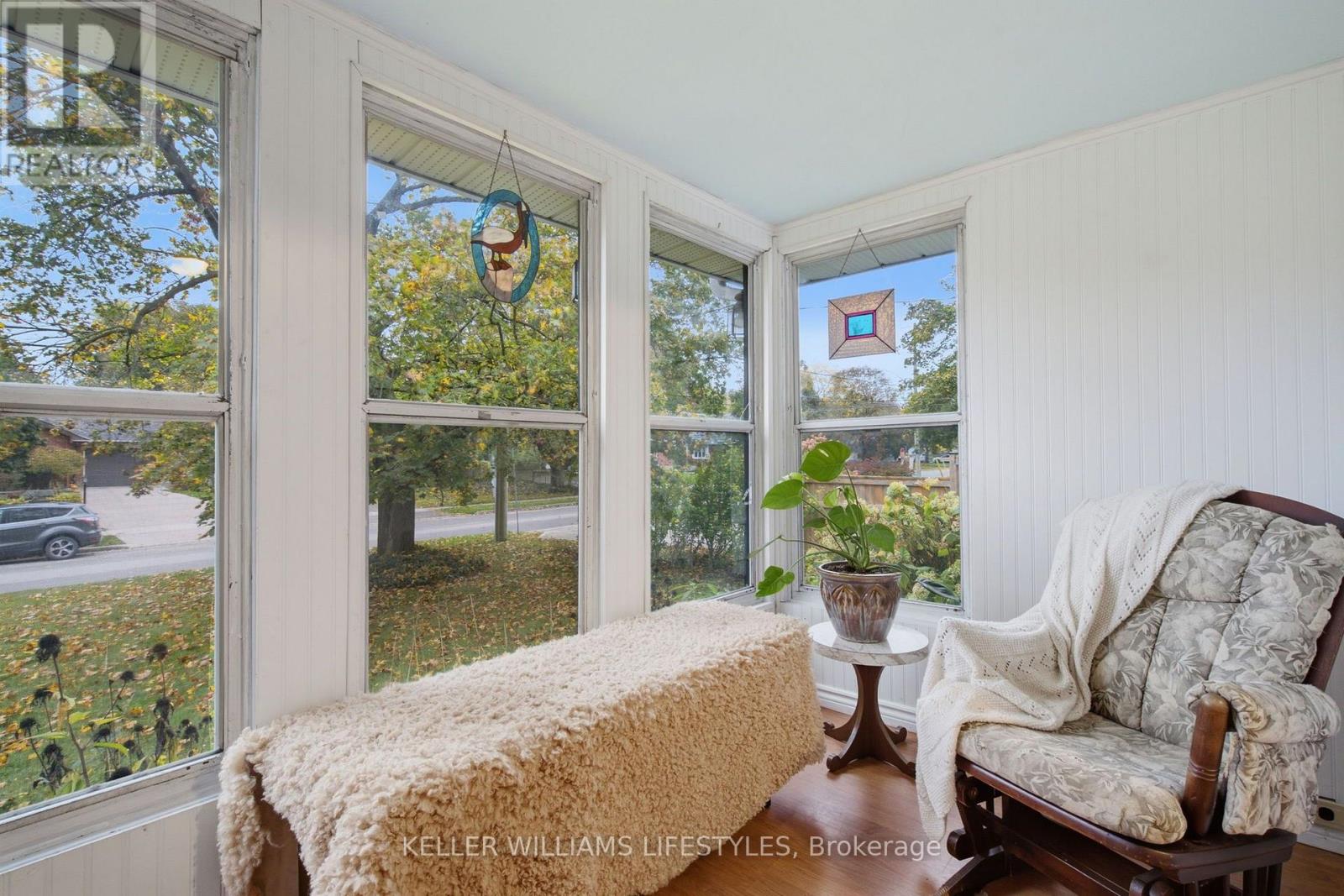 297 Stephen Street Property Photo 5