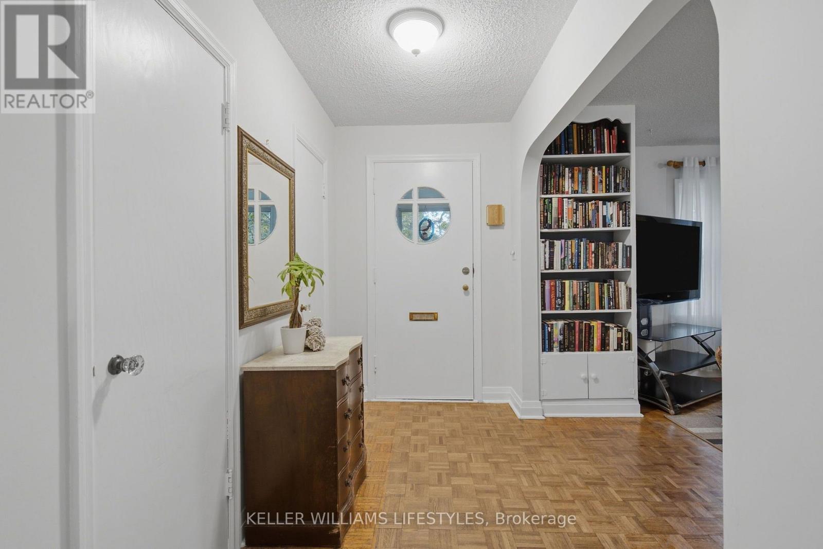 297 Stephen Street Property Photo 6