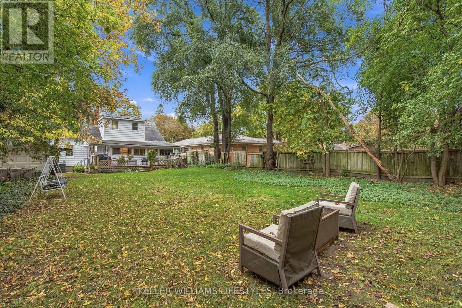 297 Stephen Street Property Photo 40