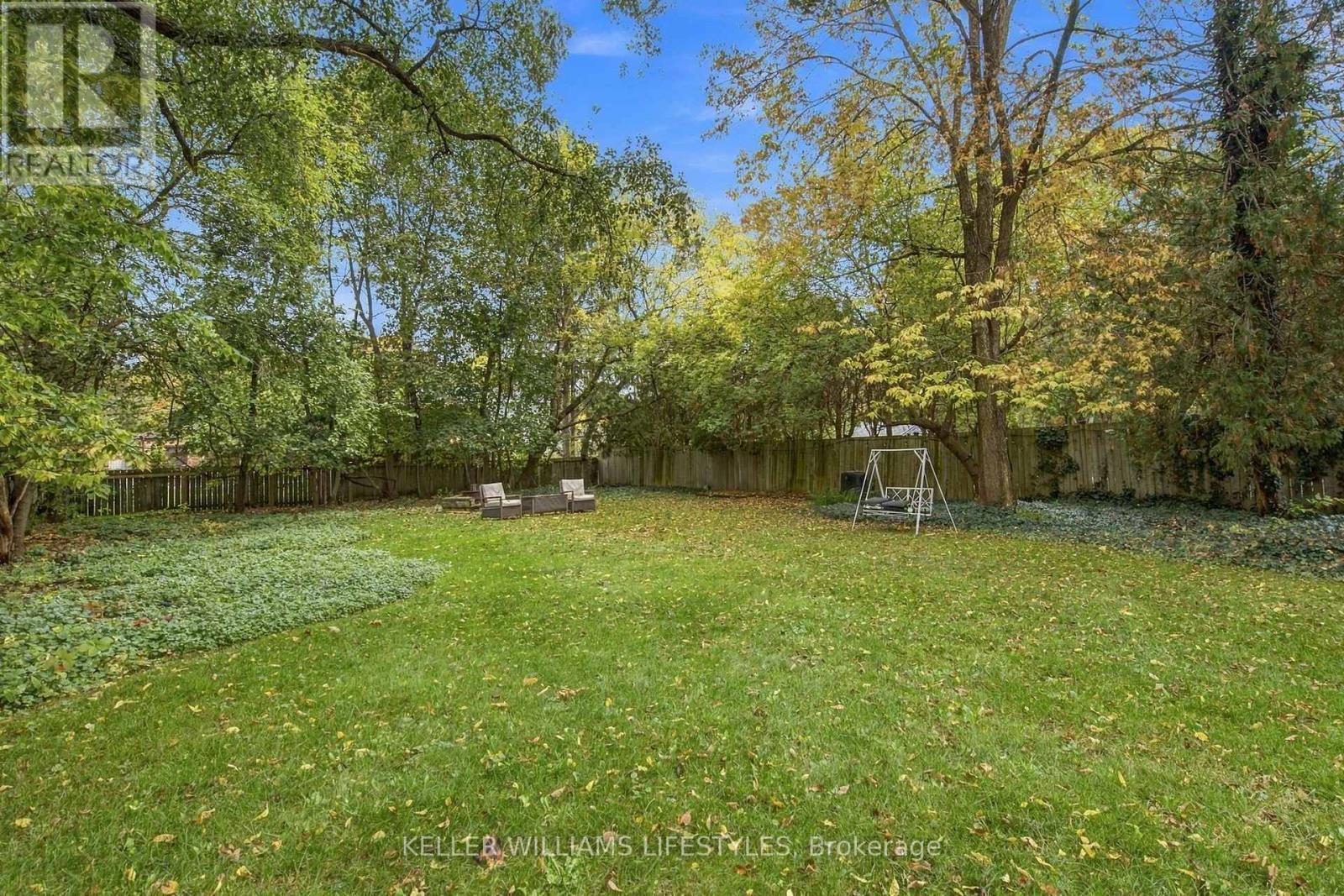 297 Stephen Street Property Photo 42