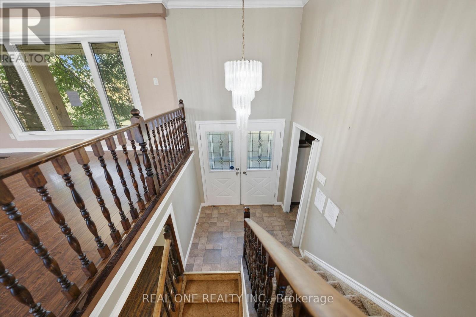 1069 Bird Road Property Photo 9