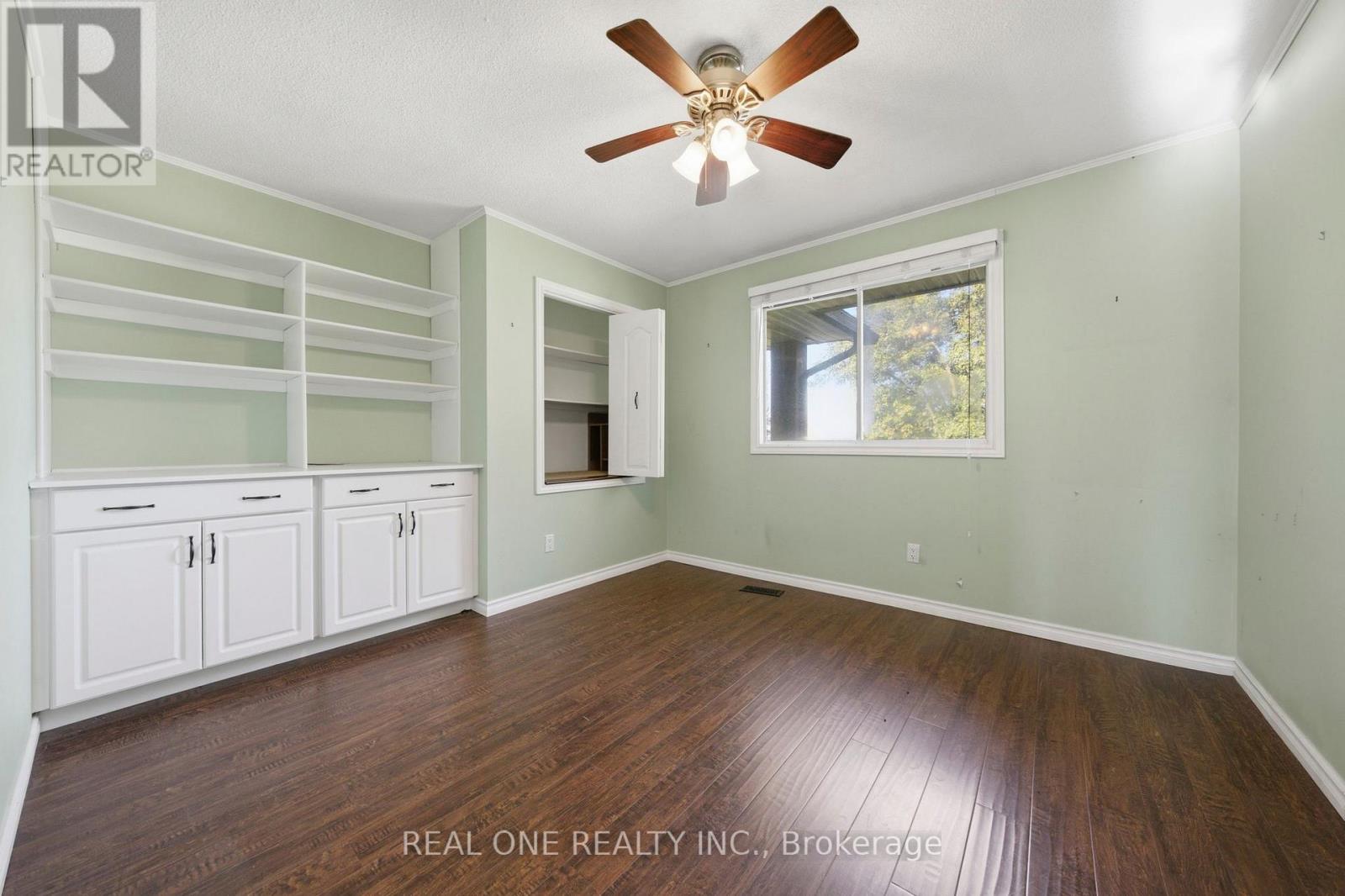 1069 Bird Road Property Photo 22