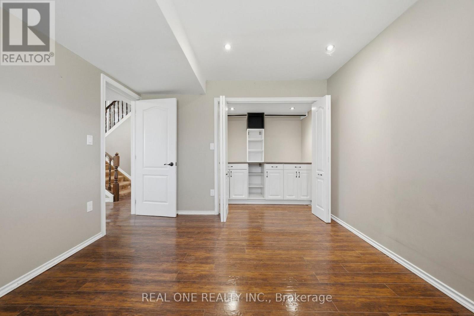 1069 Bird Road Property Photo 32