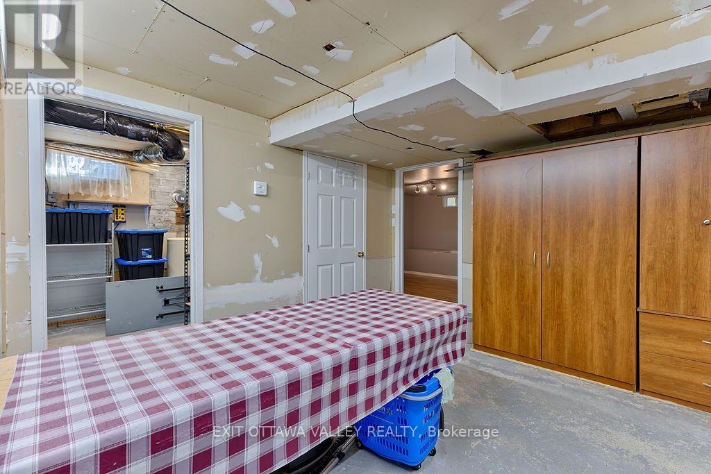 39 Creek Street Property Photo 23