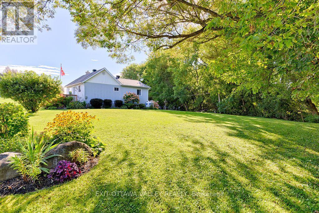 39 Creek Street Property Photo 30