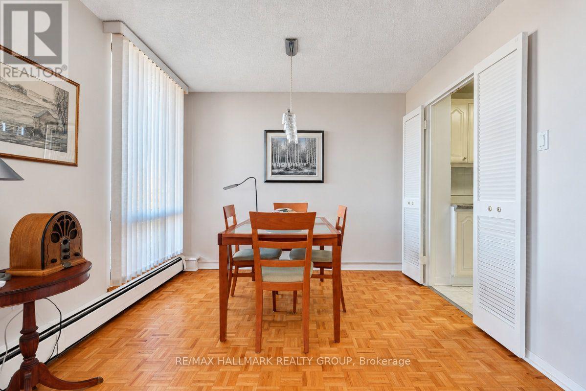 810 - 515 St Laurent Boulevard Property Photo 13