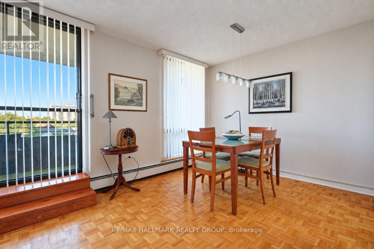810 - 515 St Laurent Boulevard Property Photo 15