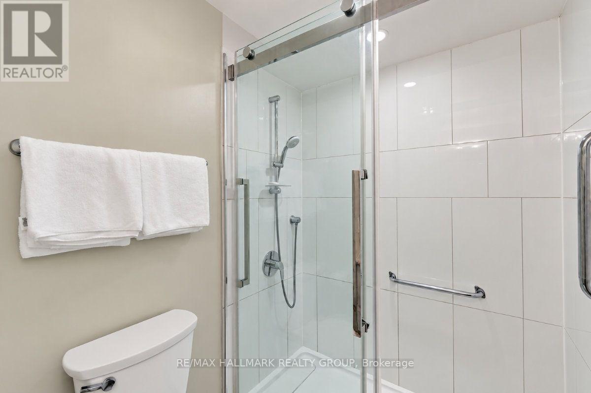 810 - 515 St Laurent Boulevard Property Photo 29