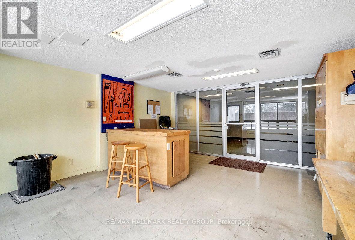 810 - 515 St Laurent Boulevard Property Photo 45