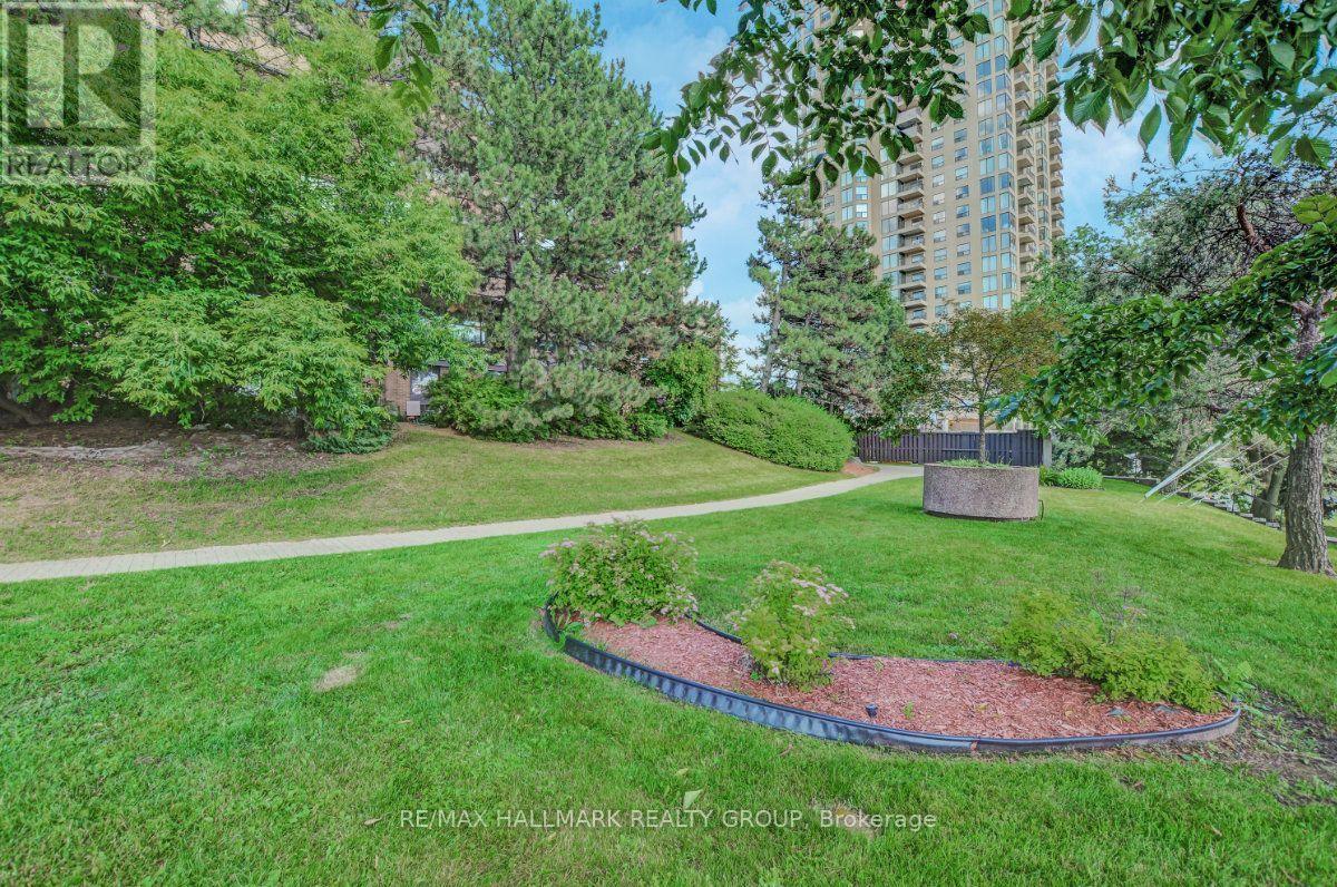 810 - 515 St Laurent Boulevard Property Photo 50