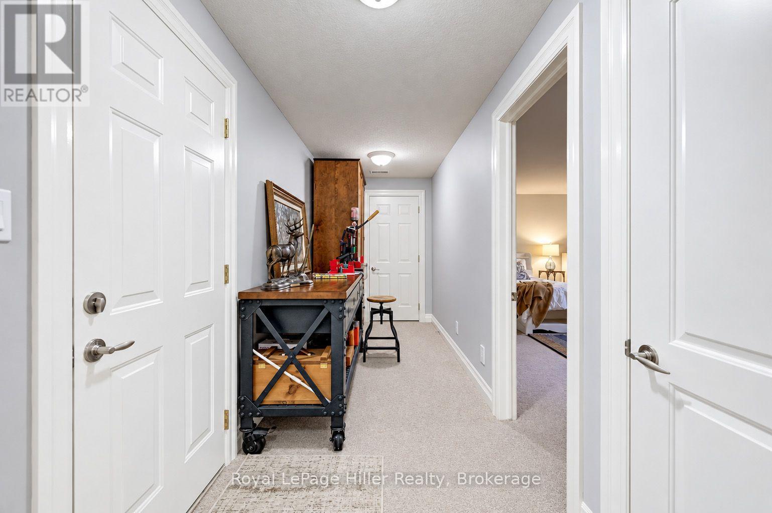 16 North Pointe Drive Property Photo 35