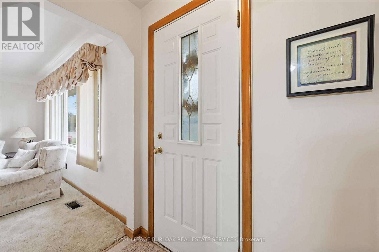 342 East 16th Street Property Photo 5