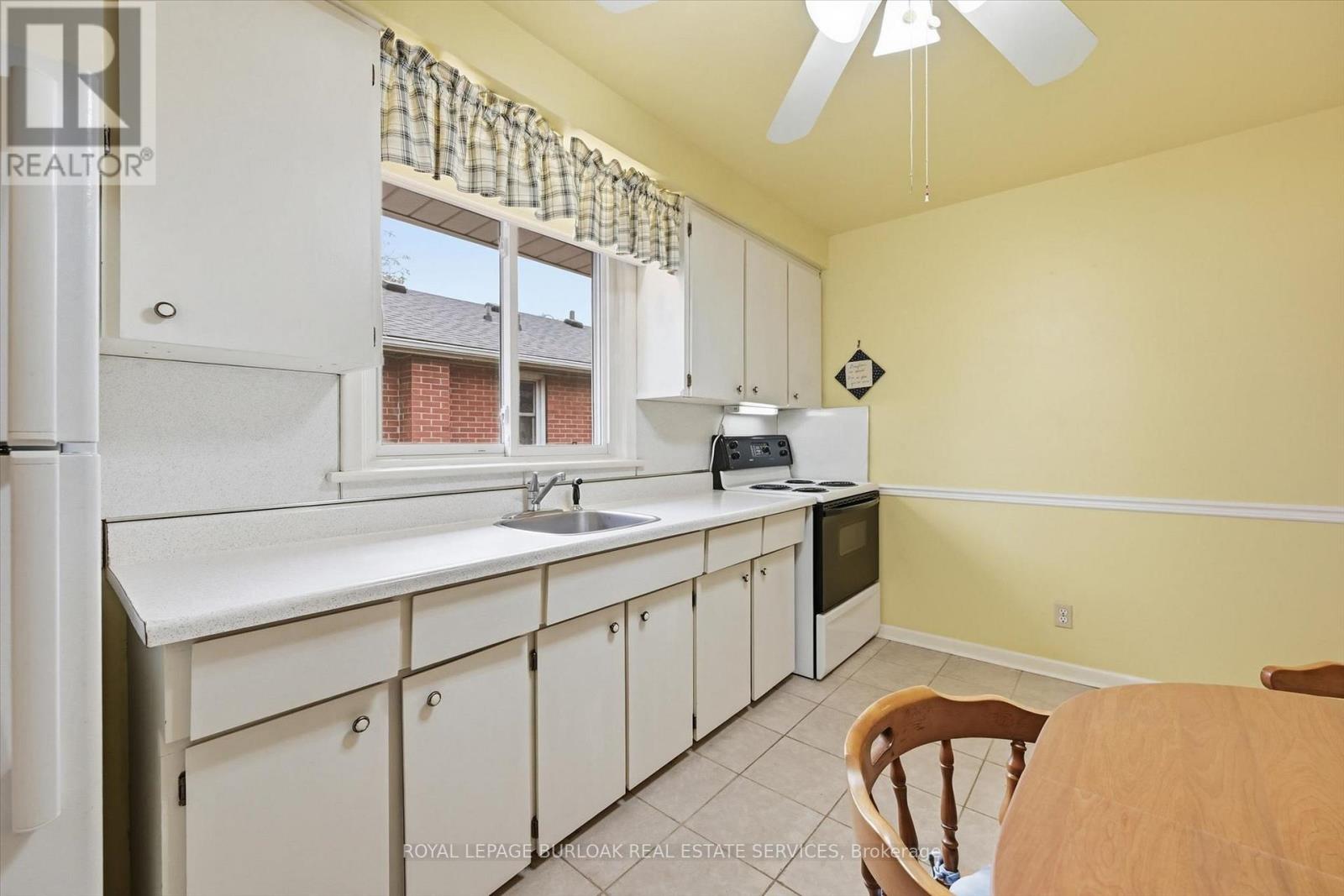 342 East 16th Street Property Photo 6