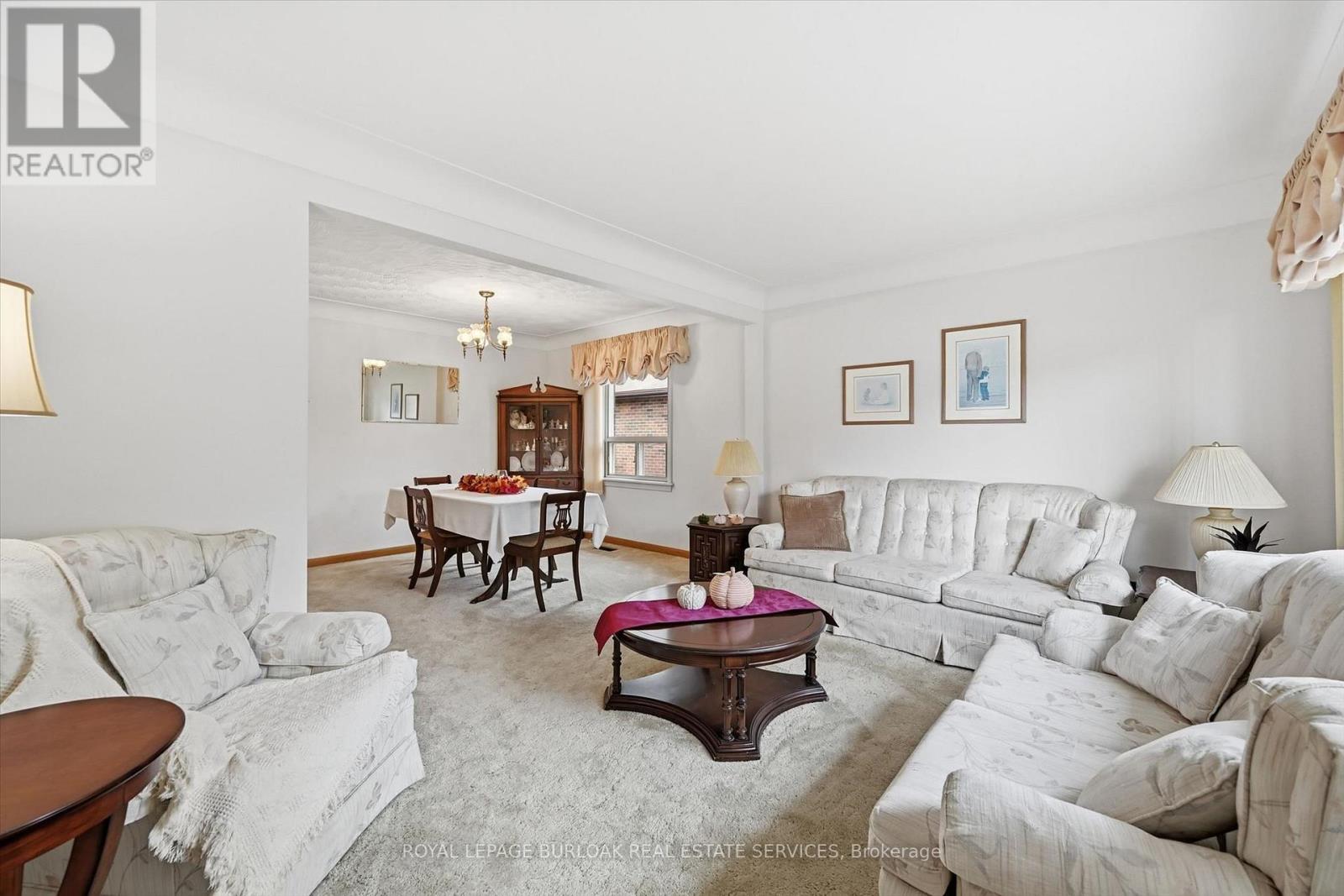 342 East 16th Street Property Photo 9