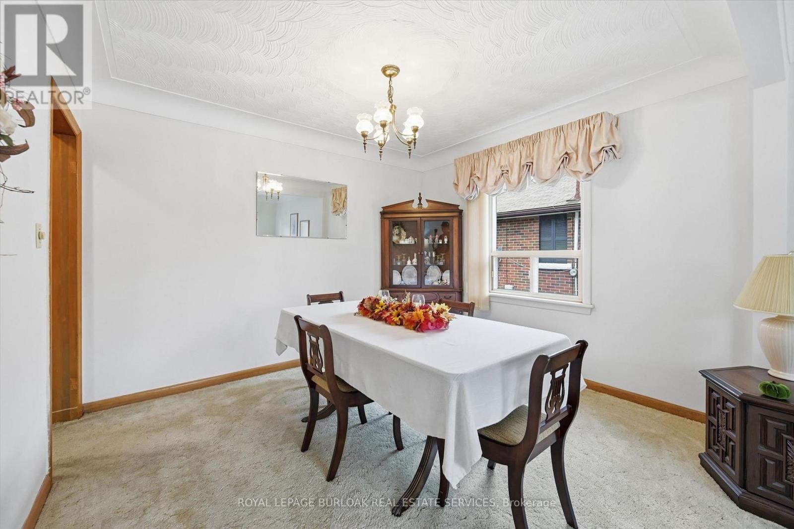 342 East 16th Street Property Photo 12