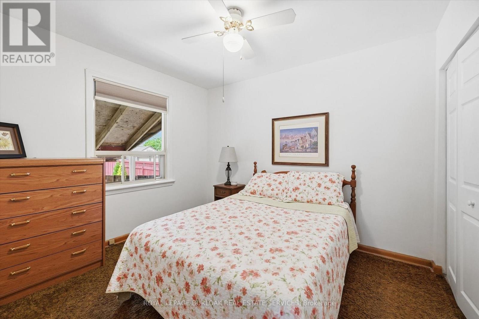342 East 16th Street Property Photo 14