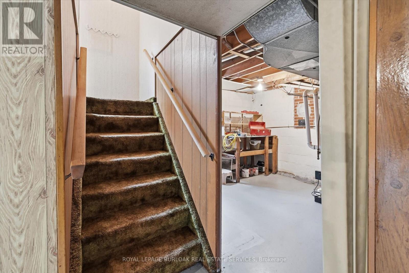 342 East 16th Street Property Photo 20