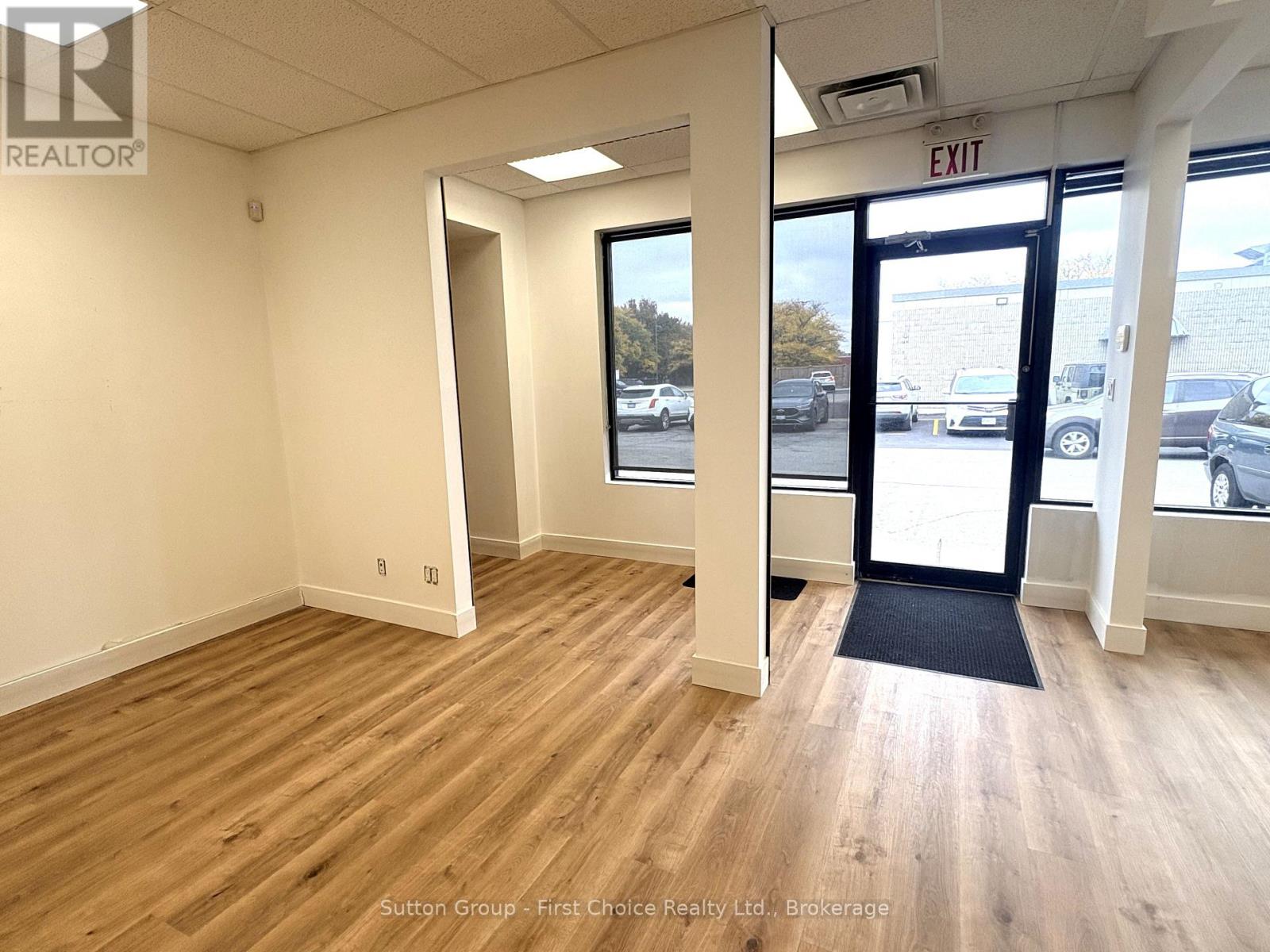 #6 - 1020 Ontario Street Property Photo 6