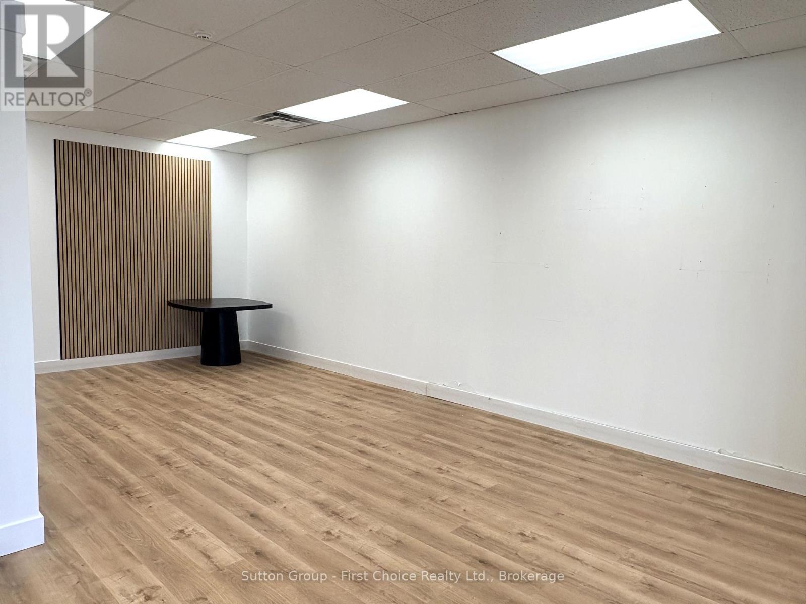 #6 - 1020 Ontario Street Property Photo 10