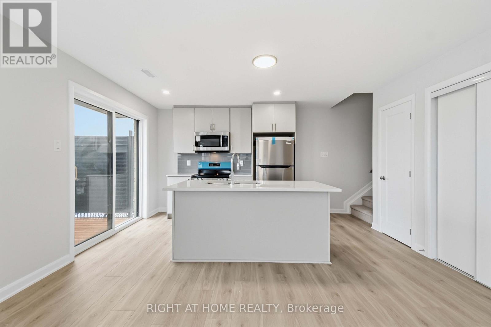 201 Glenroy Gilbert Drive Property Photo 15