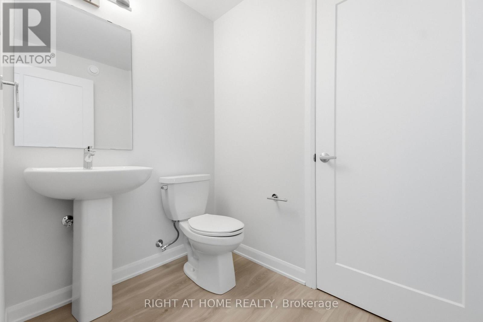 201 Glenroy Gilbert Drive Property Photo 18