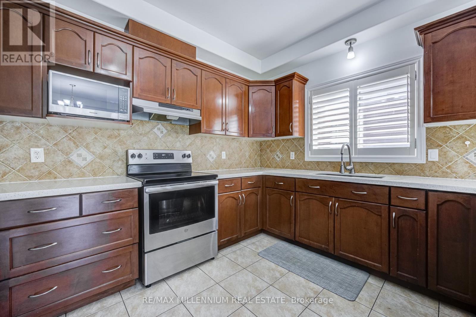 96 Windwood Drive Property Photo 12