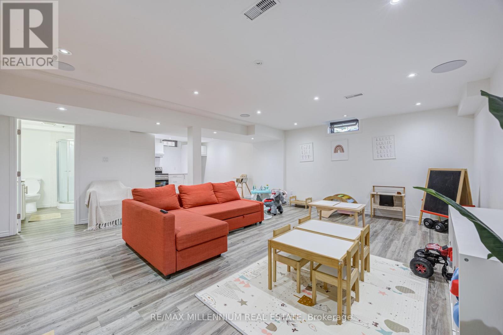 96 Windwood Drive Property Photo 34