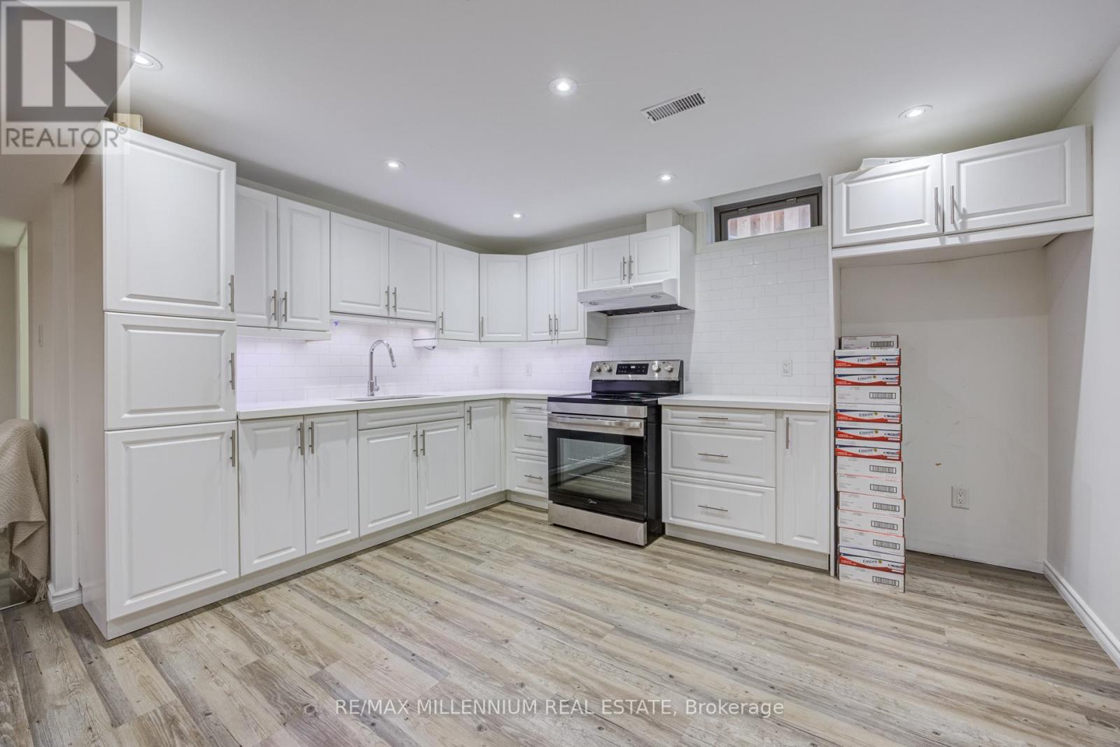 96 Windwood Drive Property Photo 36
