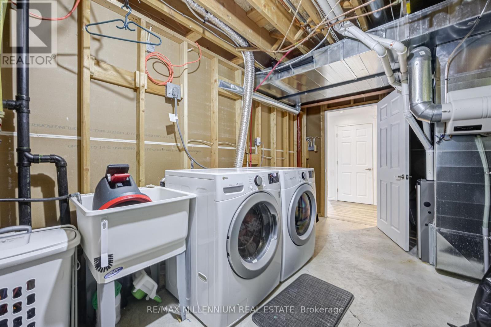 96 Windwood Drive Property Photo 41