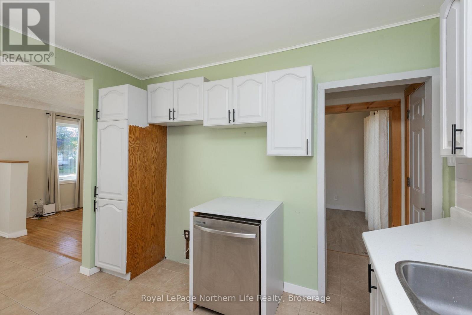 124 Vincent Avenue Property Photo 17