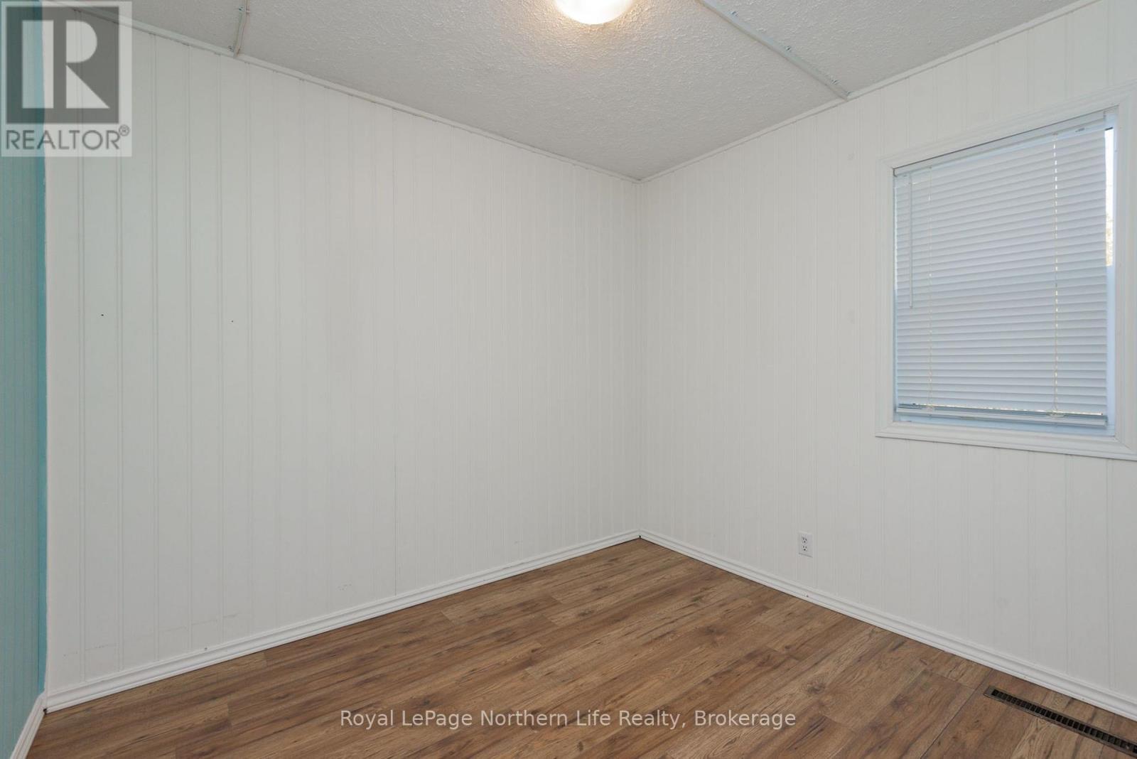 124 Vincent Avenue Property Photo 24