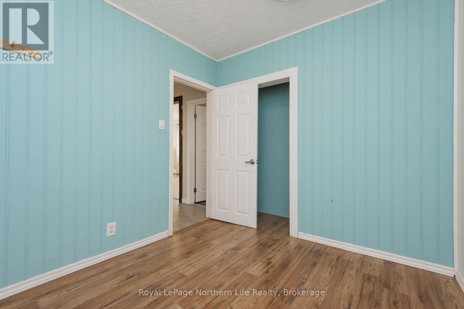 124 Vincent Avenue Property Photo 26