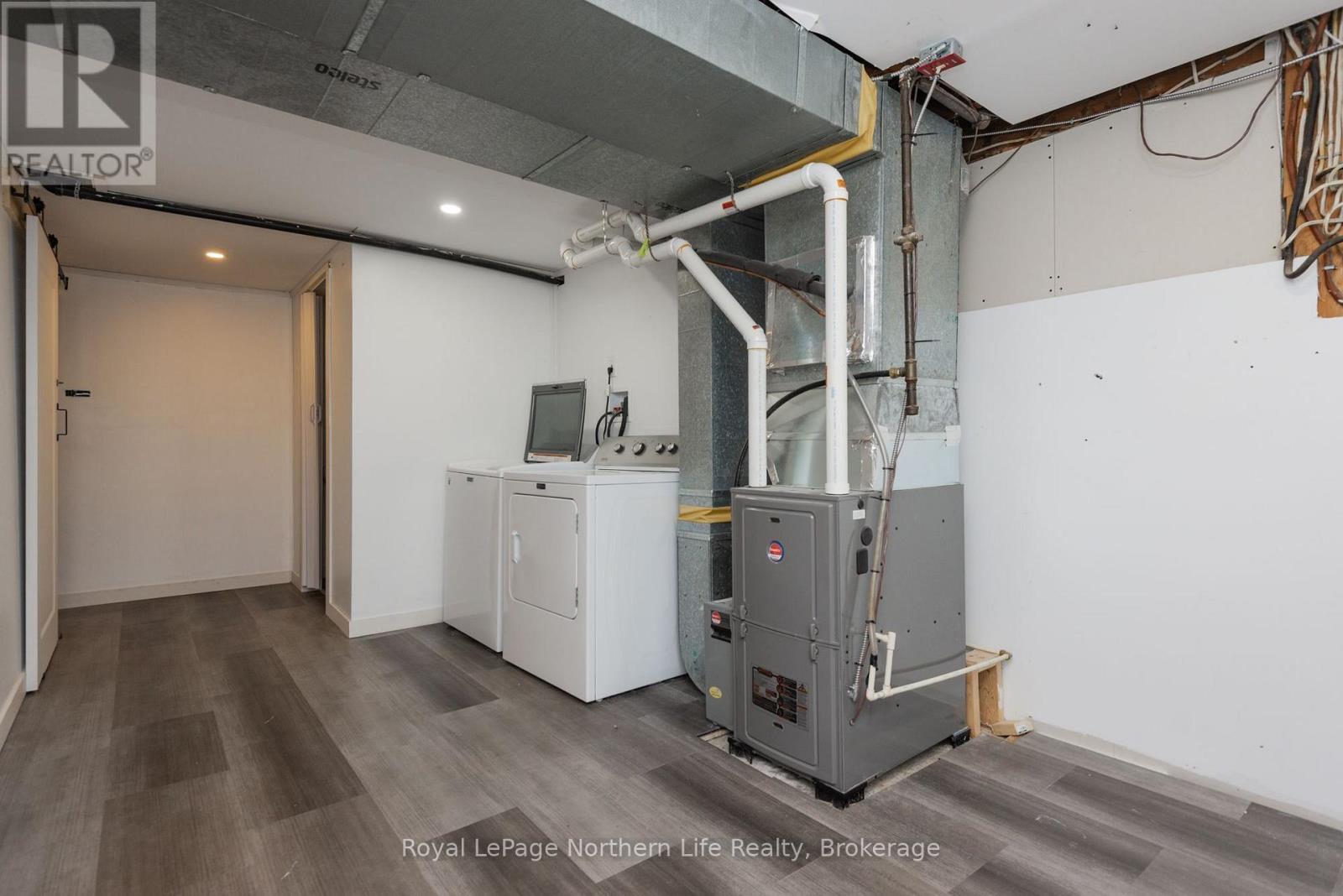 124 Vincent Avenue Property Photo 31