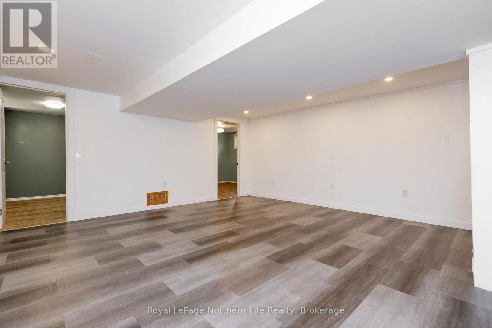 124 Vincent Avenue Property Photo 35