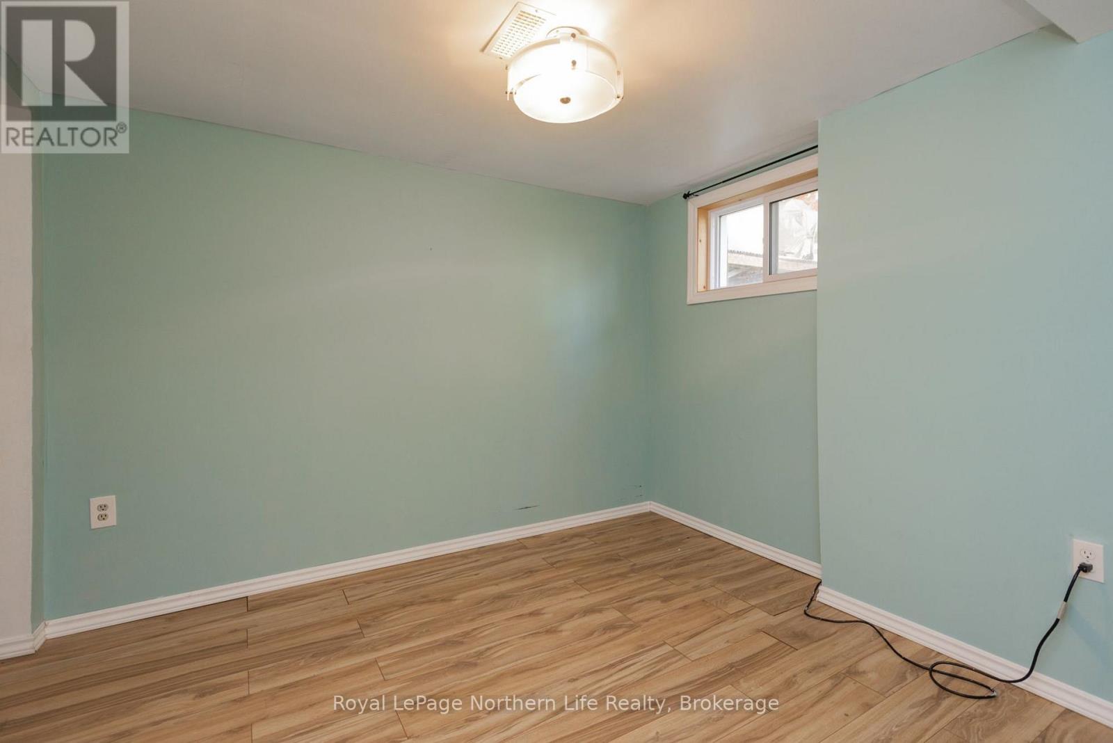 124 Vincent Avenue Property Photo 42