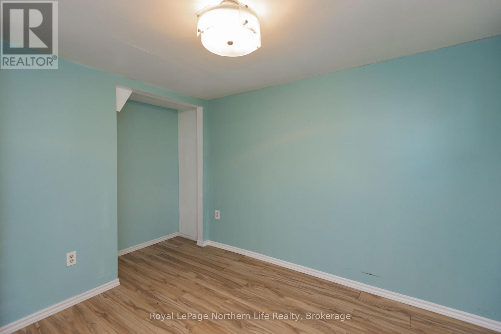 124 Vincent Avenue Property Photo 43