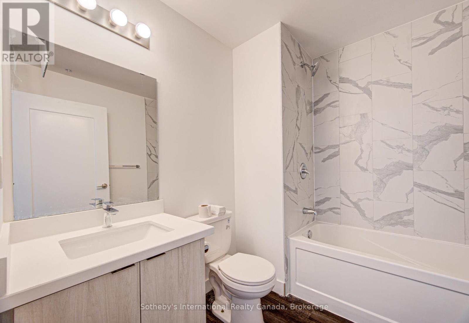 402 - 408 Dundas Street S Property Photo 4